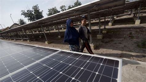 Terangi Desa dengan Energi Matahari: Program Pengembangan PLTS untuk Meningkatkan Akses Listrik di Pedesaan