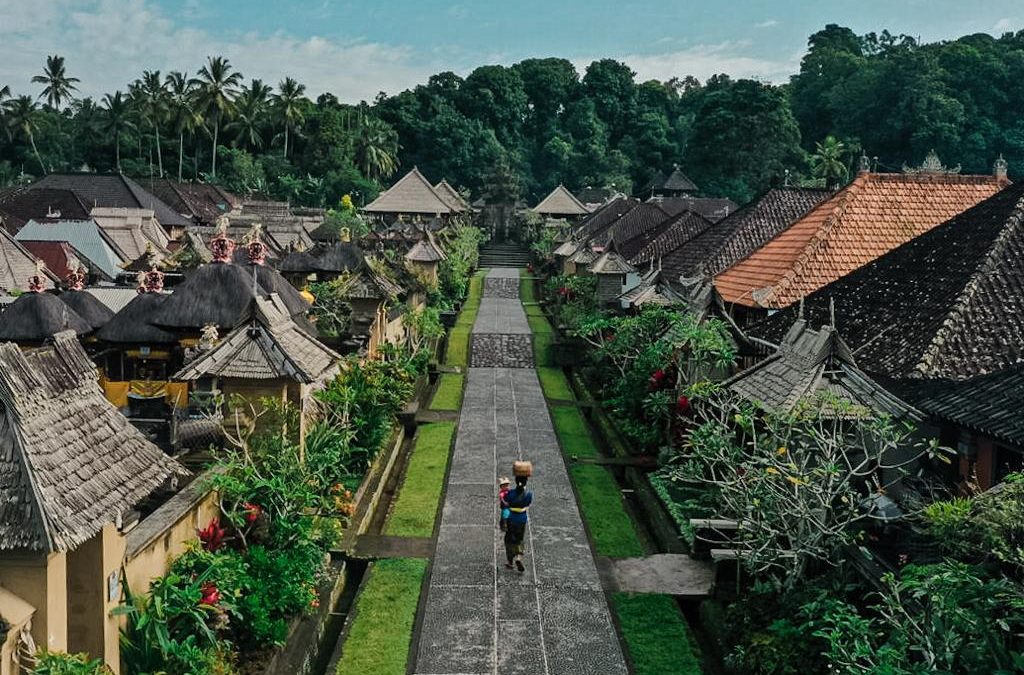 Desa Kreatif: Sistem Informasi Monitoring dan Evaluasi Pengembangan Industri Kreatif Lokal